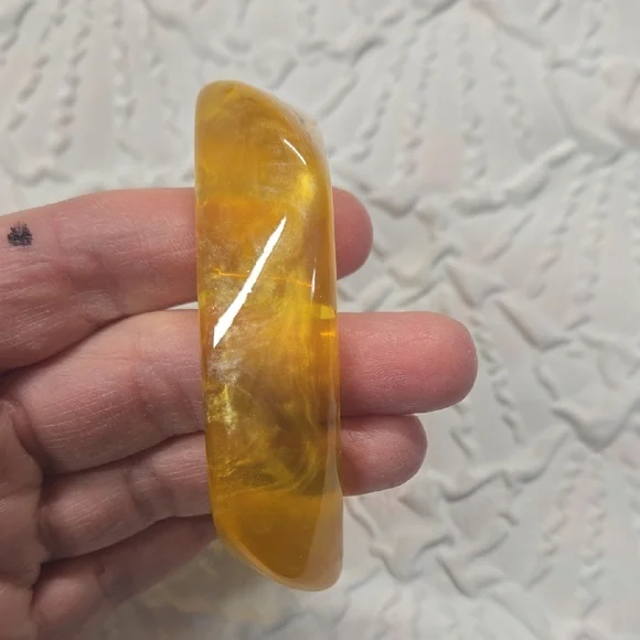 Translucent Yellow Square Bangle - Picture 2 of 3
